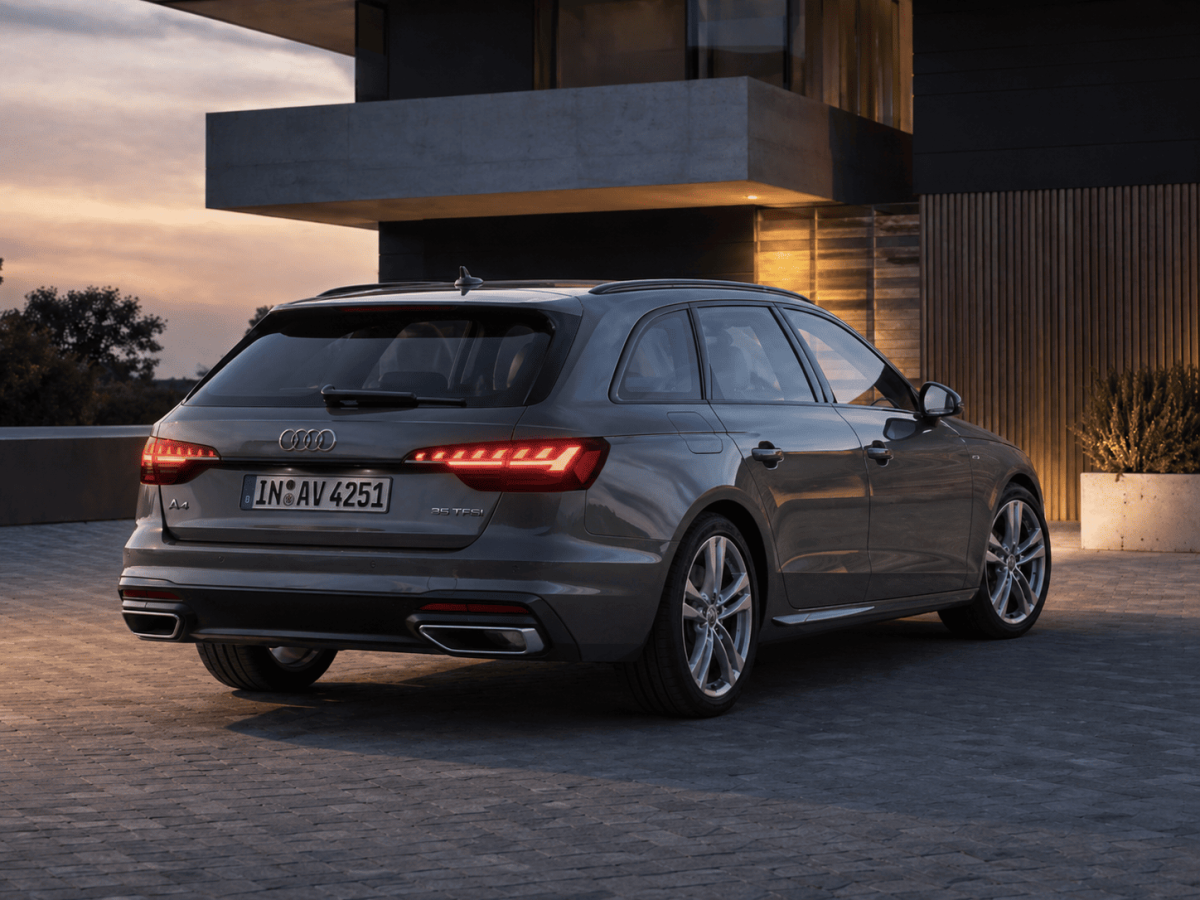 Audi_A4_Avant_35_TFSI_Stronic_Allemagne_Catalogue__2_