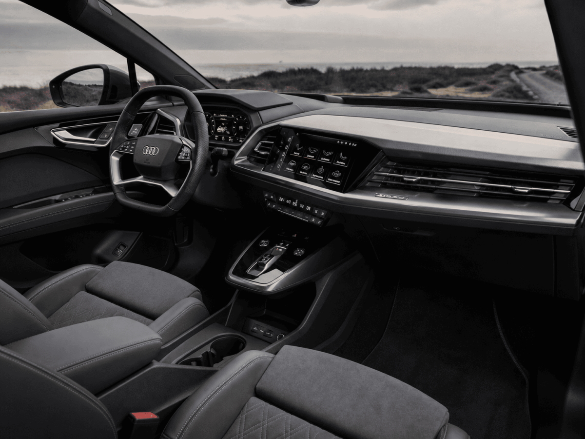 Audi_Q4_etron_électrique_Importation_Allemagne_-_Catalogue__1_