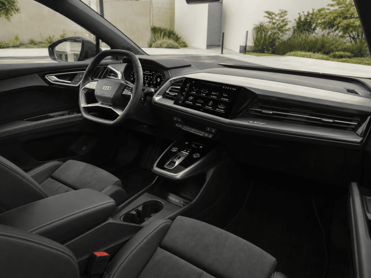 Audi_Q4_etron_électrique_Importation_Allemagne_-_Catalogue__3_