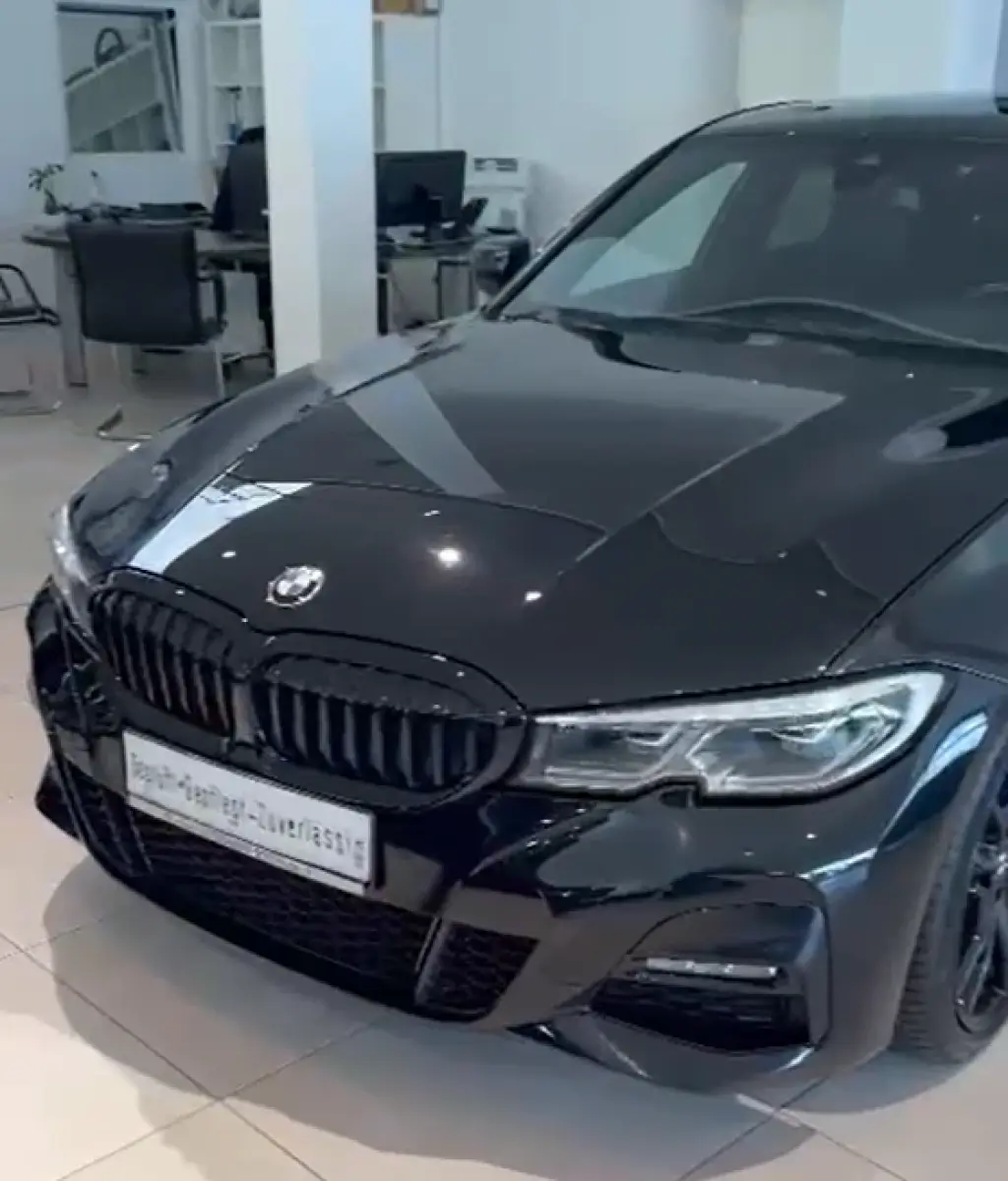 BMW_330i_full_black_import_Allemagne__1_