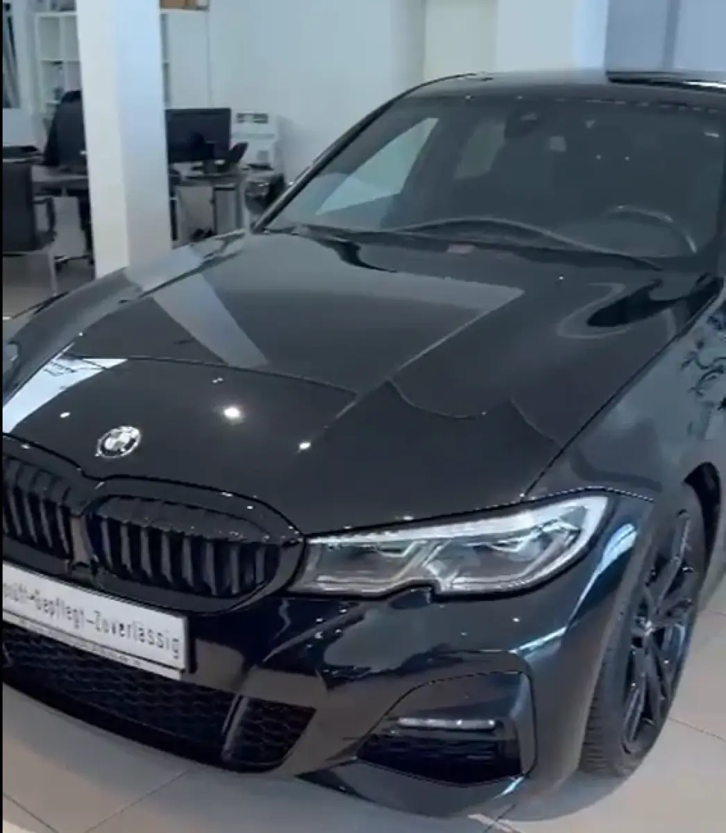 BMW_330i_full_black_import_Allemagne__8_