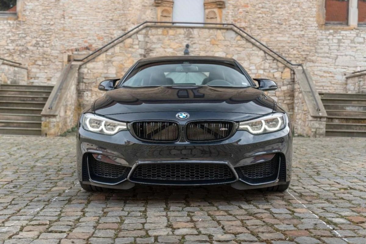 BMW_M4_full_options_import_Allemagne_-_Home_page