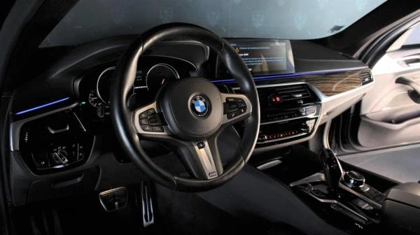 BMW-M550DA-XDRIVE-Touring-Importation-Allemagne-3-scaled