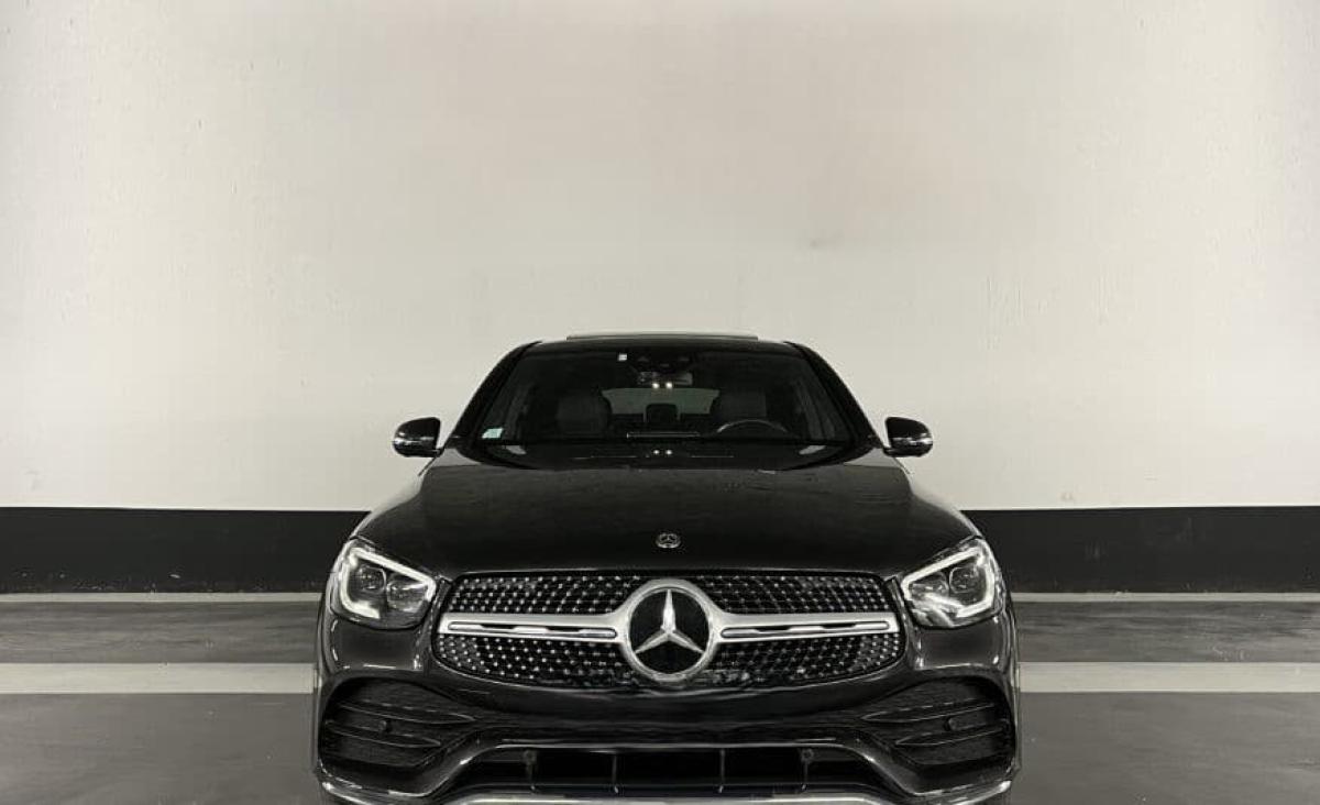 Mercedes-GLC300e-Coupe-AMG-PHEV