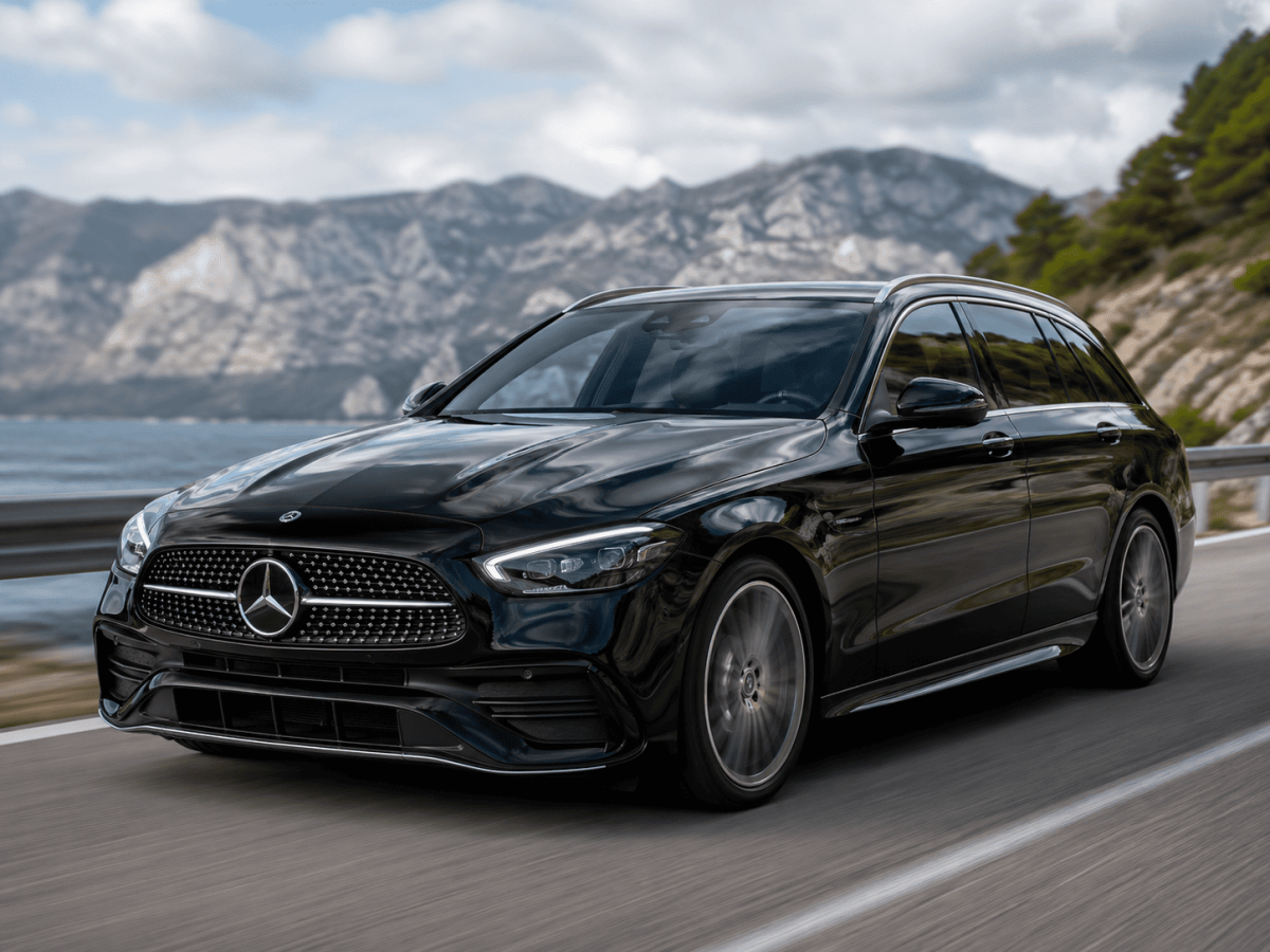 Mercedes_C300e_estate_noire_Import_Allemagne_Catalogue__3_