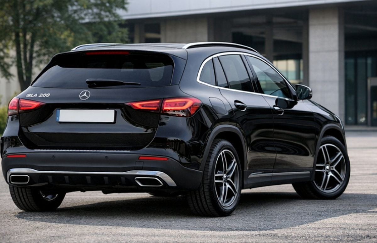 Mercedes_GLA_200_Allemagne_2022_Catalogue__3_