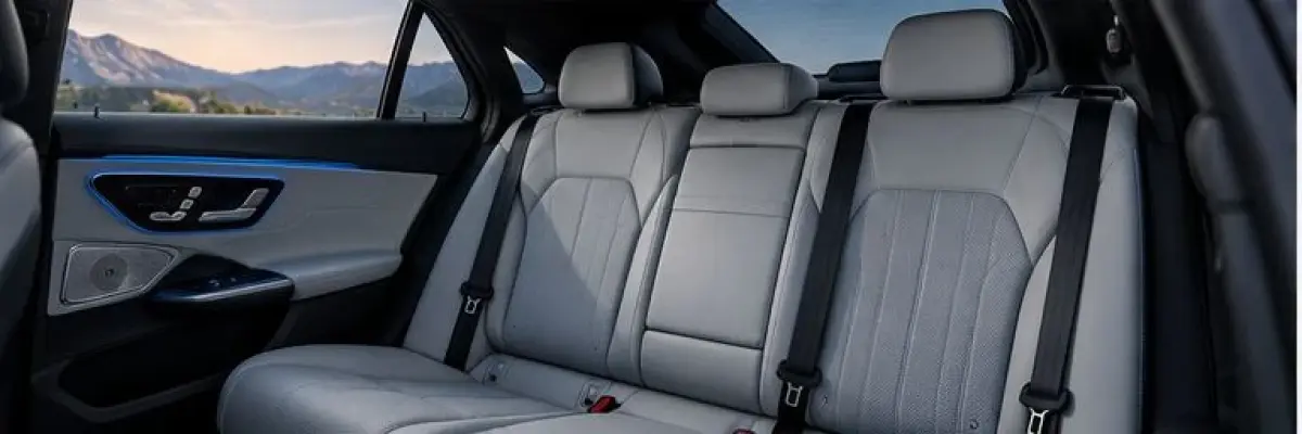 mercedes-classe-c-electrique-banquette-arriere