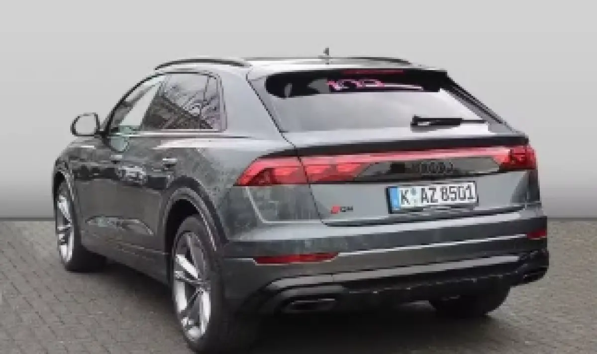 AUDIQ855