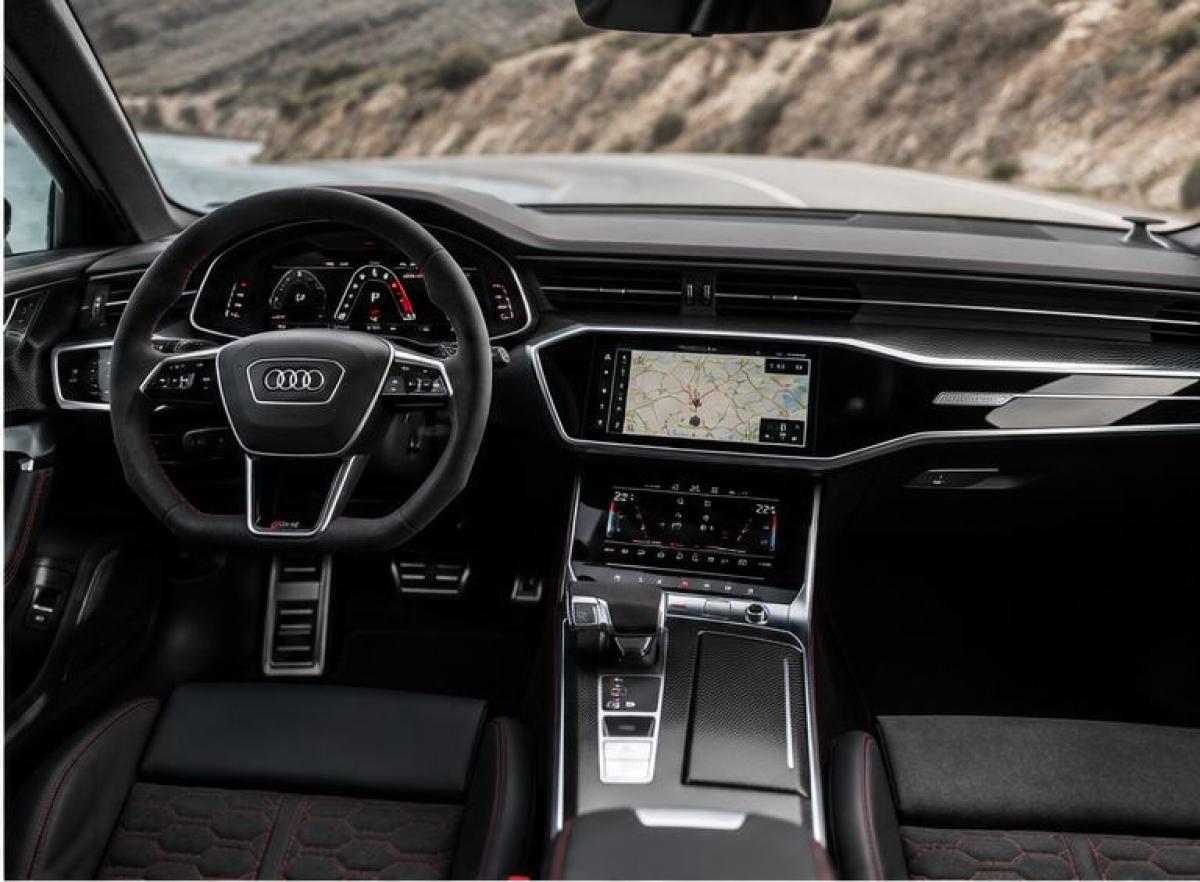 Audi_RS6_Avant_02_interieur_cockpit
