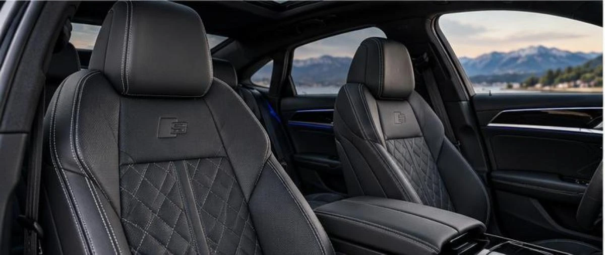 Audi_S8_06_sieges_avant