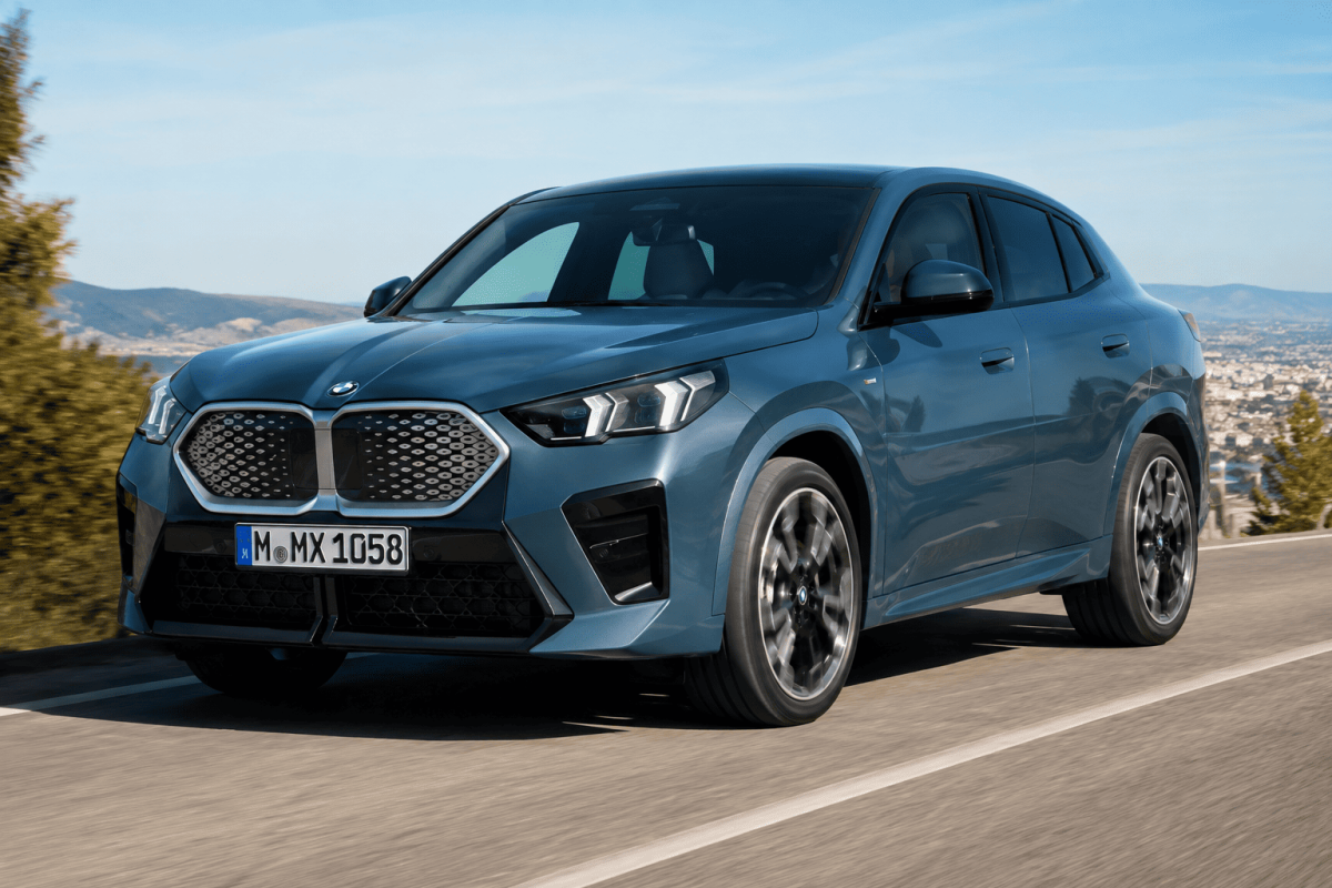 BMW_iX2_SUV_Coupé_électrique_Premium_Import_Allemagne__2_