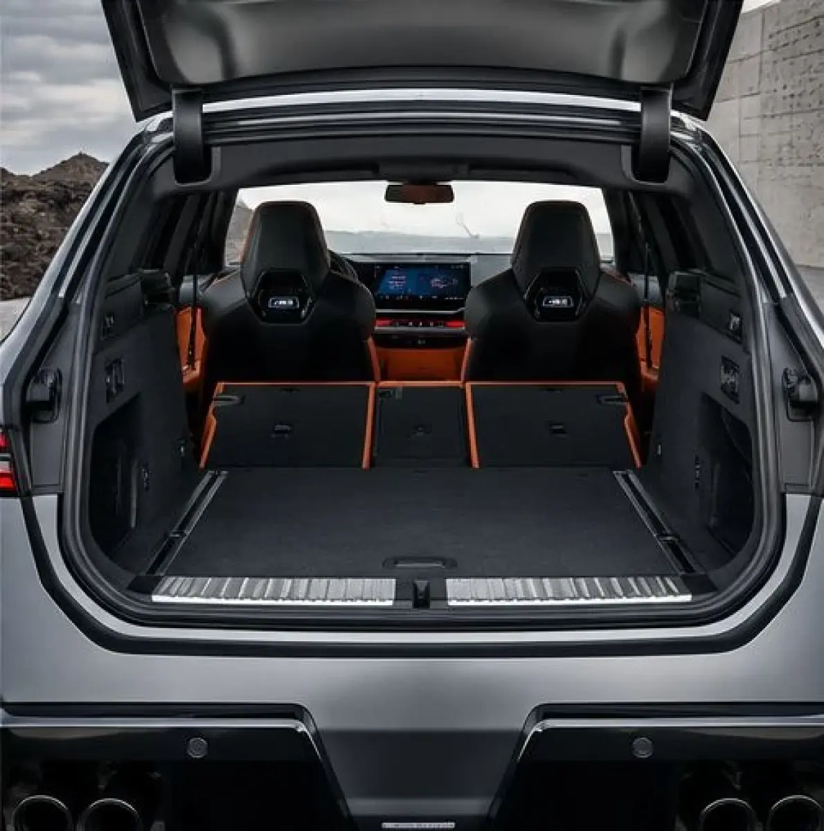 bmw-m5-touring-coffre
