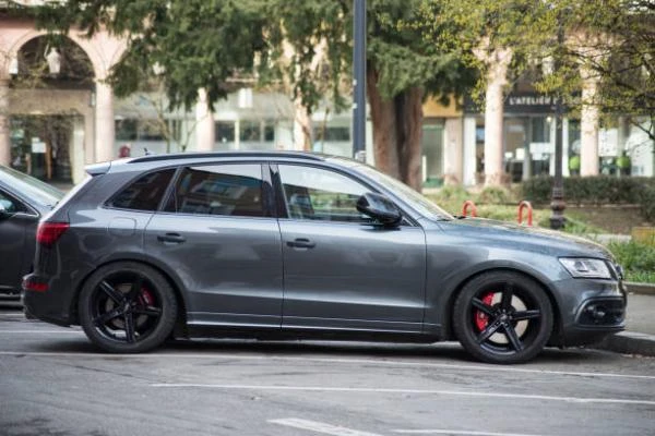 SUV