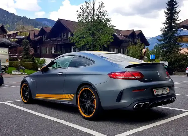 mercedes-c63-s-amg-coupe-1