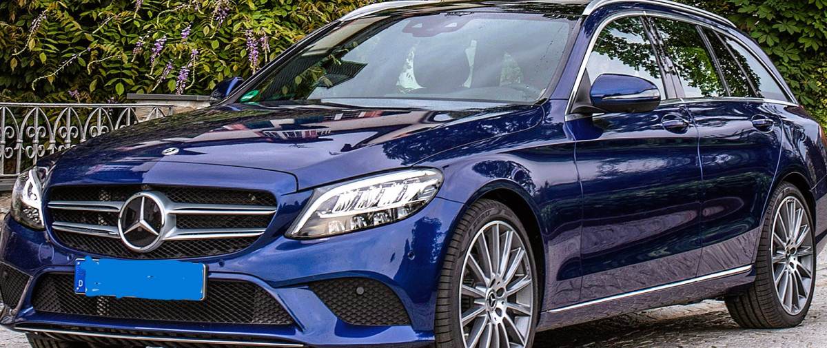 Photos Mercedes Class C Break bleu